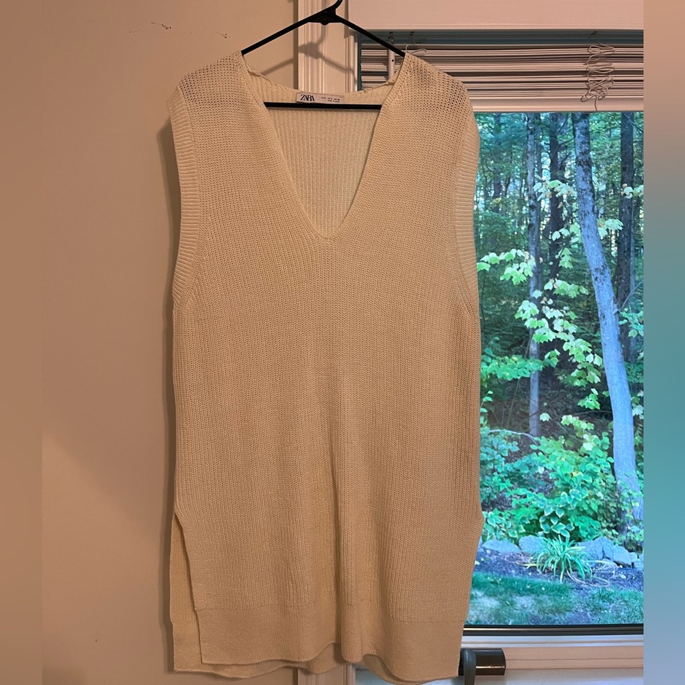 Zara Off-White Knit Top